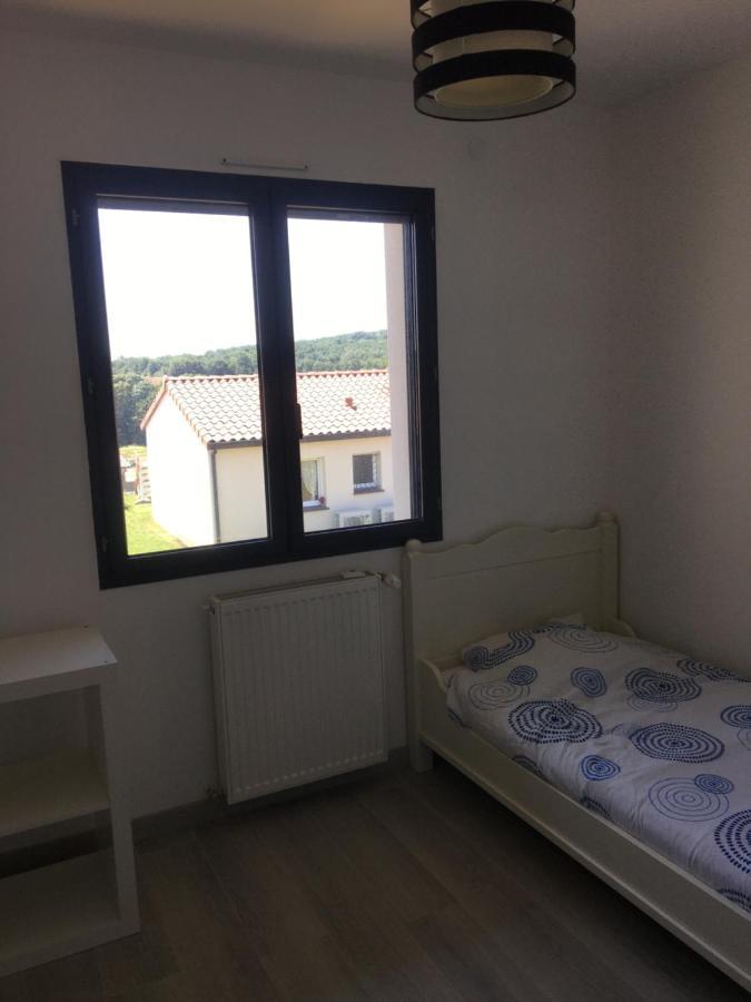 Maison Individuelle Lias Luaran gambar